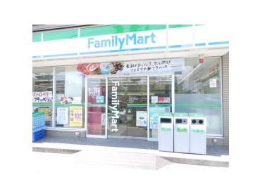 ファミリーマート JR灘駅前店：598m