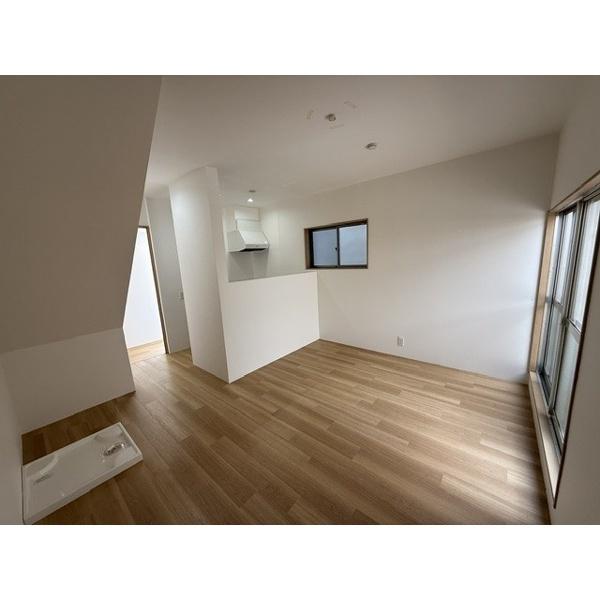 灘北通9丁目一戸建 リビング