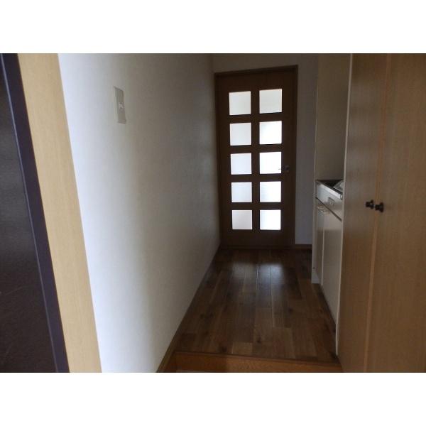 メゾン・ド・ローリエ 玄関