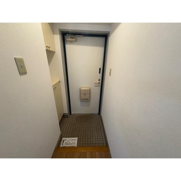ニートハウス 玄関