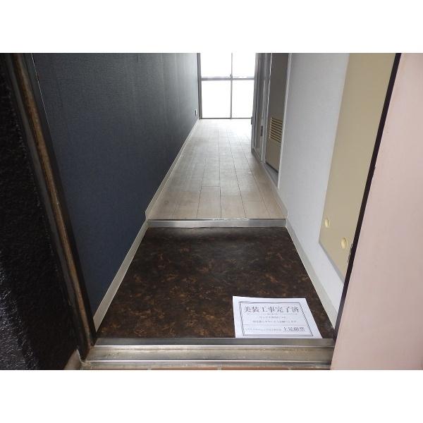 DCourt六甲（旧：ドミトリー阪急六甲） 玄関