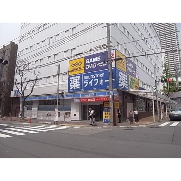 ローソン阪神御影駅南店：160m
