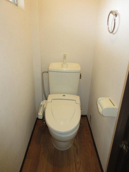 郡山市安積町荒井アパート トイレ
