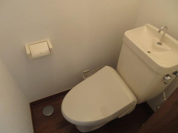 郡山市安積町荒井アパート トイレ