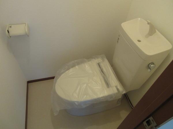 郡山市富久山町久保田アパート トイレ