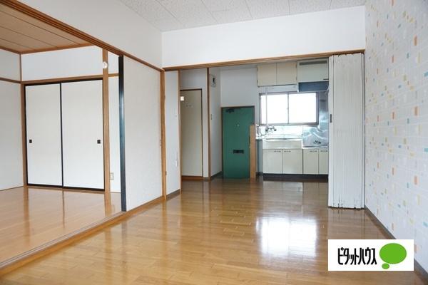 郡山市富田町アパート リビング