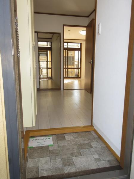 郡山市島アパート 玄関
