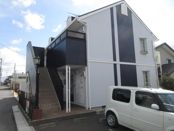 ダイチヒルズ菜根（101） 駐車場