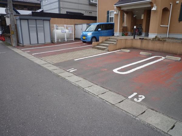 郡山市土瓜アパート 駐車場