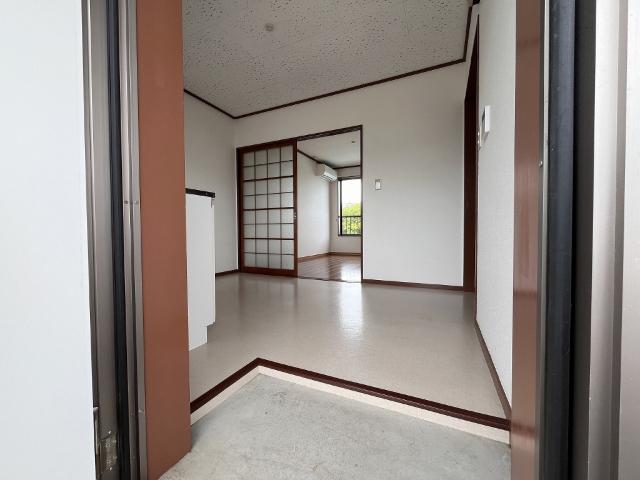 コーポHARA（202） 玄関