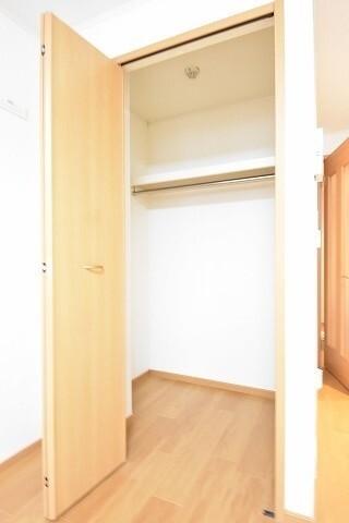 カーサ　クワノ（107） 収納