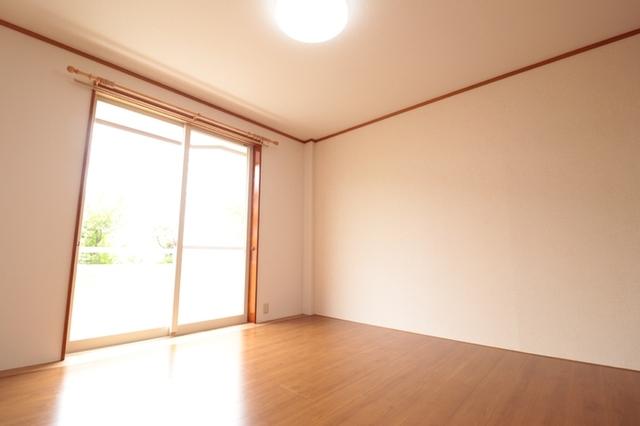 リバティビレッジ（106） 部屋画像