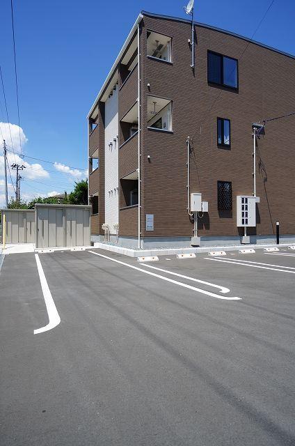 ボヌールソレイユ（101） 駐車場