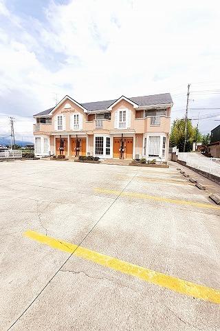 レインボーヒルズ（102） 駐車場