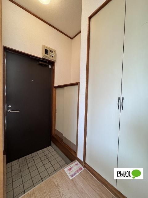 郡山市新屋敷アパート 玄関
