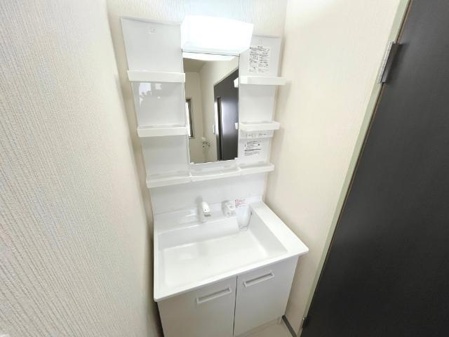 郡山市安積町長久保マンション 洗面