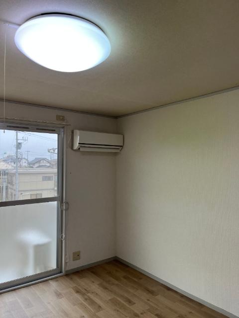 郡山市台新アパート リビング