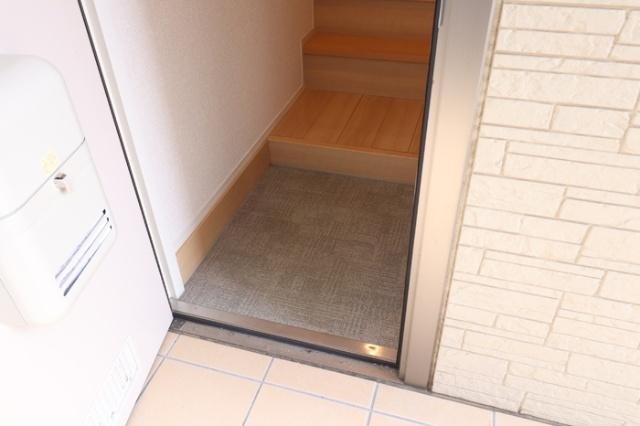 果蘭館（203） 玄関