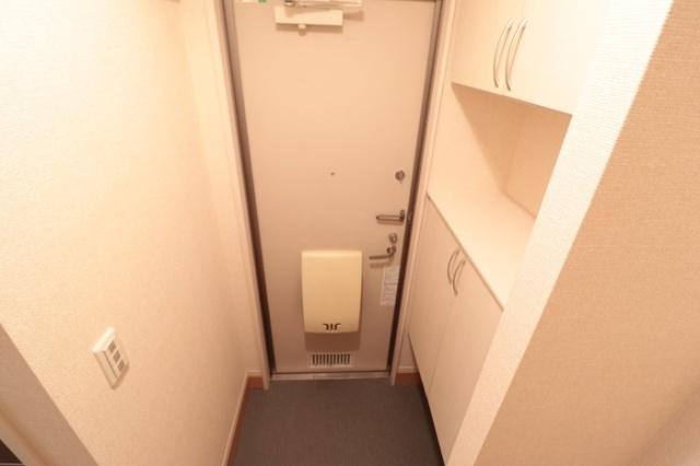 サンボナール タキタ（102） 玄関