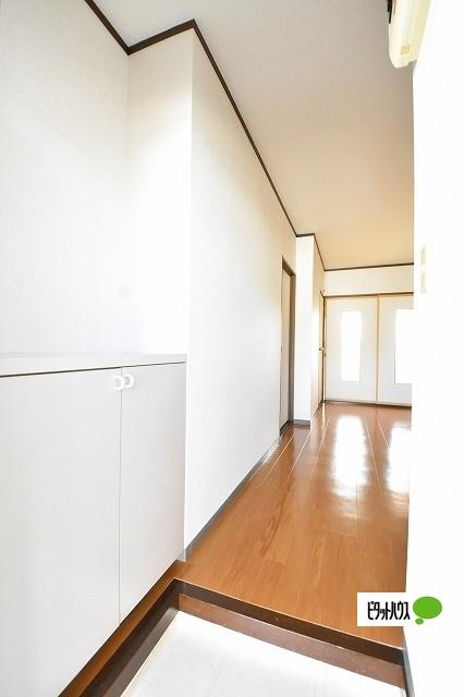 ニューシティ長谷川Ｂ館（203） 玄関