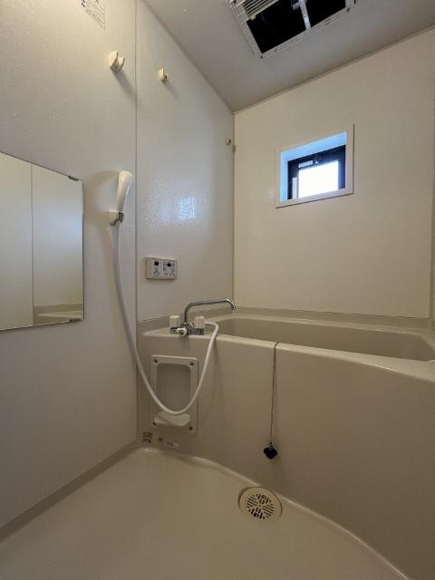 郡山市富久山町久保田アパート バス／シャワー