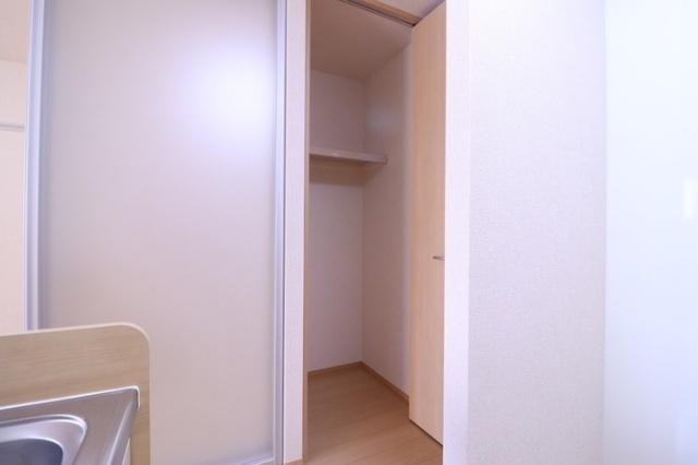 ラフィネ　B（103） 収納