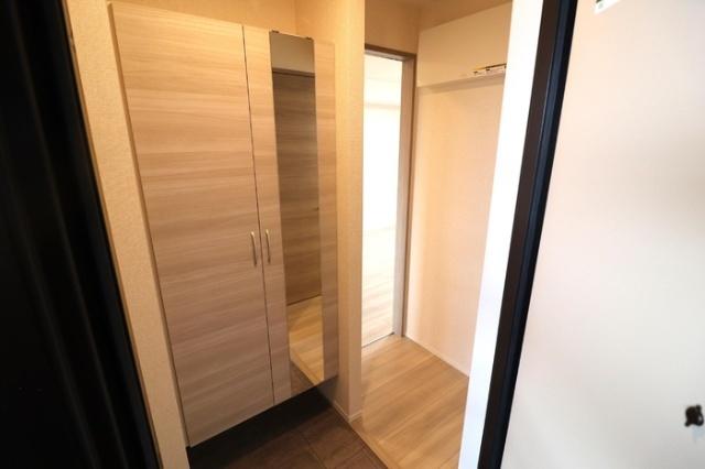 セレスティア昭和（305） 玄関