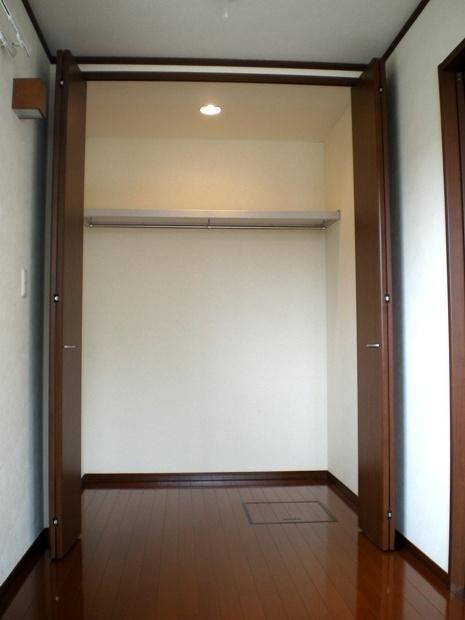 郡山市小原田アパート 収納