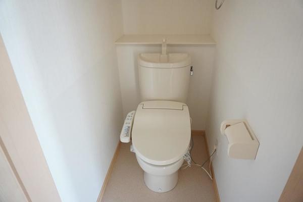 郡山市田村町上行合アパート トイレ