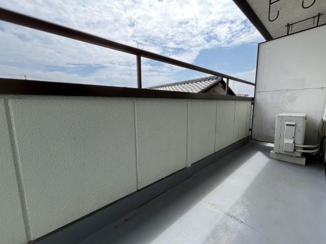 ランドパレス安積ロゼオ（301） バルコニー