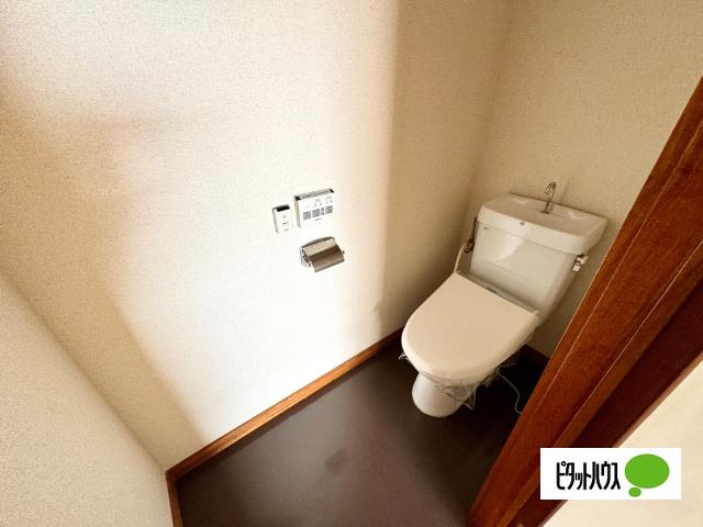 郡山市新屋敷アパート トイレ