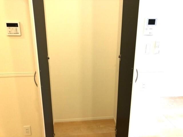 ボン・レーヴ（103） 収納