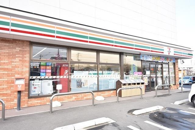 セブン-イレブン 郡山富久山福：650m