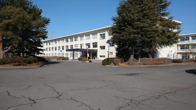 福島県立郡山北工業高校：1902m
