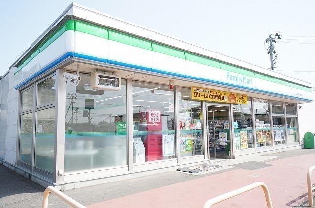 ファミリーマート 大槻笹ノ台：350m