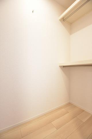テラス日出山（103） 収納