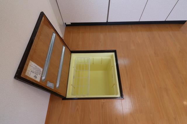 リビングタウン安積　Ａ（101） 部屋画像