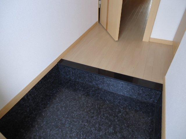 アンジュエ 玄関