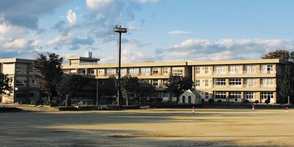 郡山市立永盛小学校：408m
