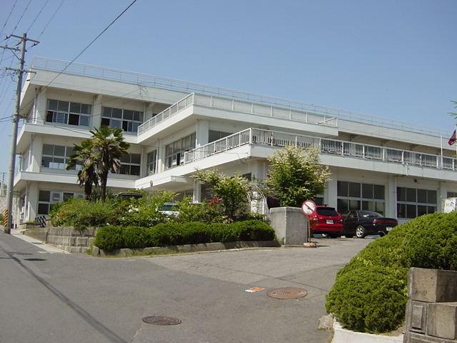 郡山市立日和田小学校：1397m