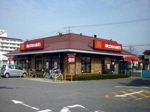 マクドナルド郡山新さくら通り店：750m