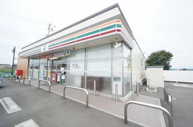 セブン-イレブン 郡山日大南店：170m
