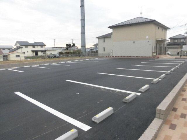ＦＬＡＴ ＣＩＭＡ　Ｄ（202） 駐車場