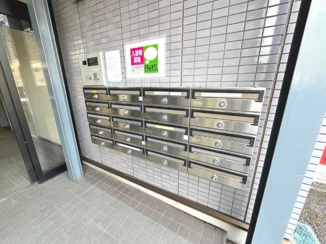 ヤングクローネ（501） エントランス