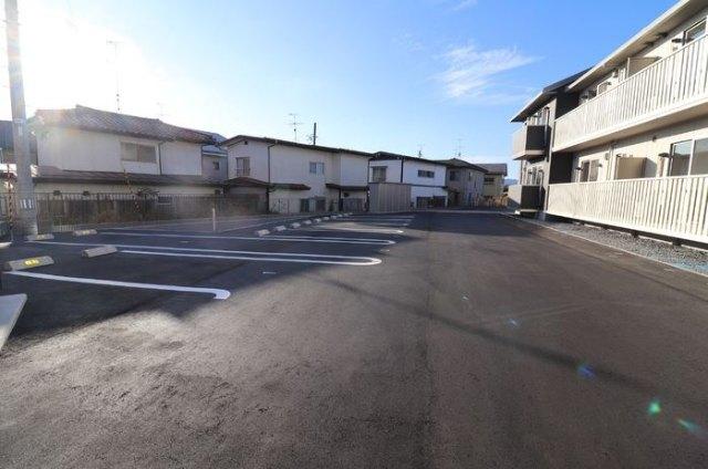 シエロⅡ（103） 駐車場