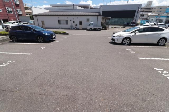 パセオティグル　Ａ（103） 駐車場