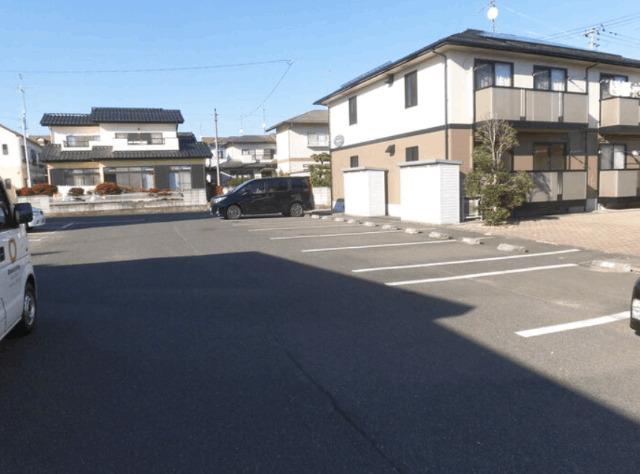 コンフォールＡ（0101） 駐車場