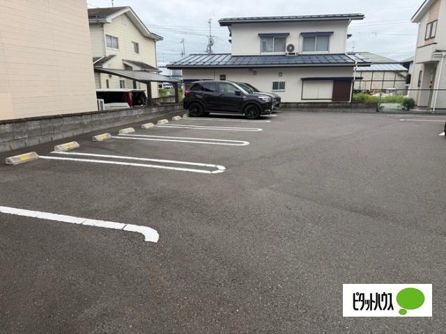 あさか野ハイツ（101） 駐車場