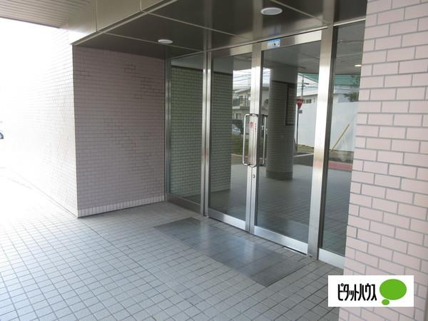 レールシティ桃見台 エントランス