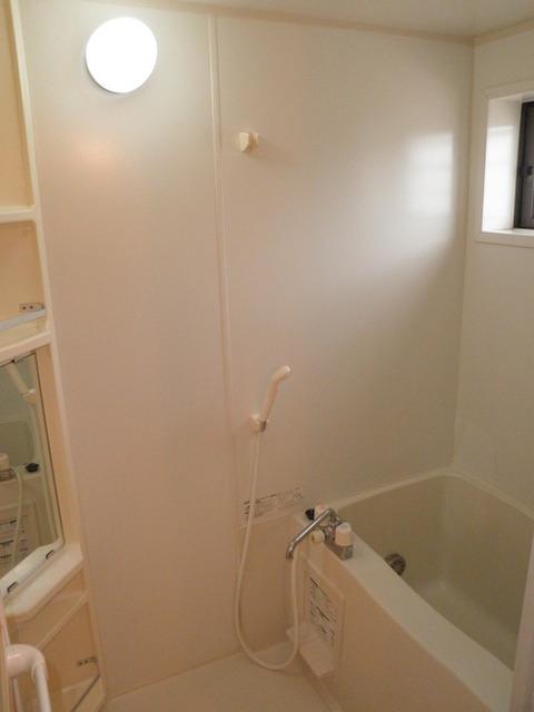 カーサニコル（101） 部屋画像